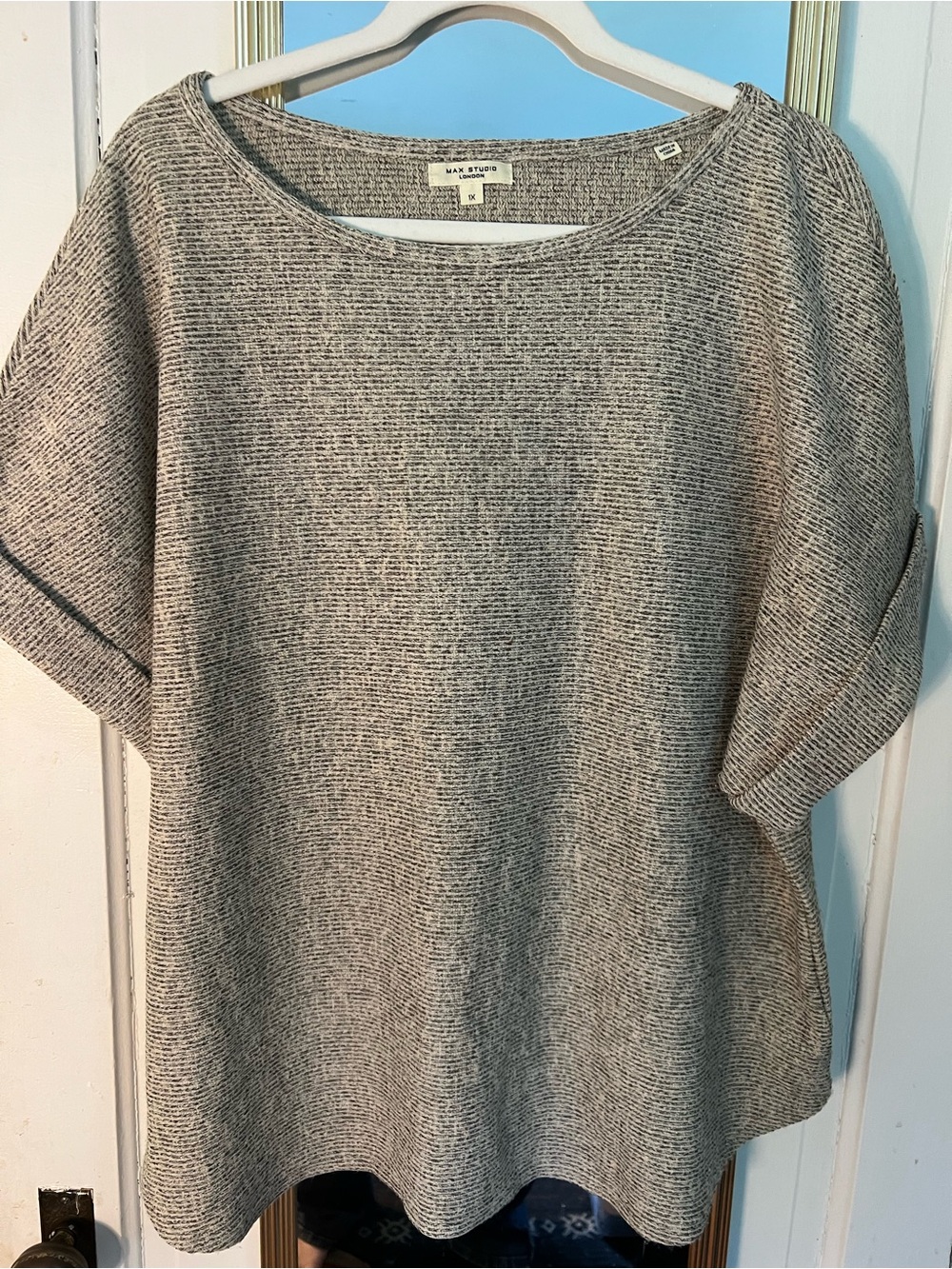 MAX STUDIO Women's Tawny Gray Knit Short-Sleeve Sweater